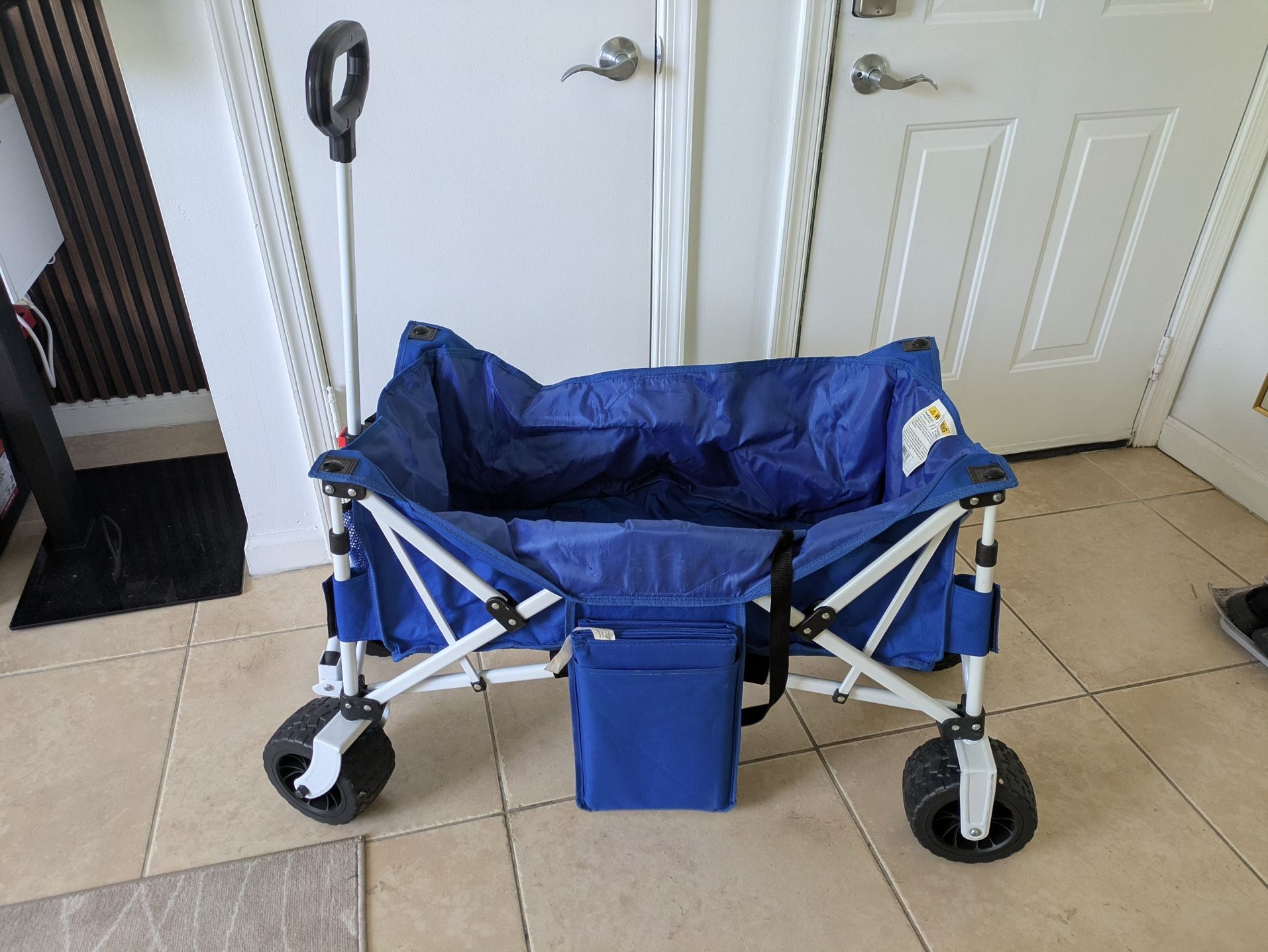 Blue beach wagon