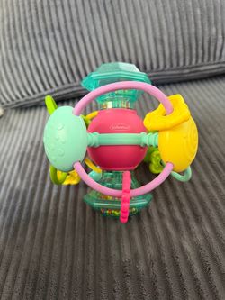 Infantino Discovery Gem Activity Ball