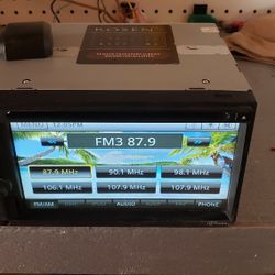 Car Stereo Double Din* Read DESCRIPTIONS *