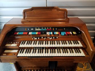 Hammond Colonnade Organ and Matching Leslie 723 Speaker Cabinet