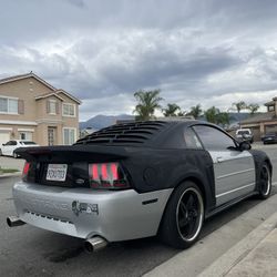 2004 Ford Mustang