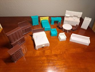 Vintage tin dollhouse furniture