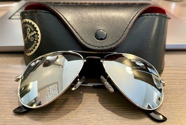 Ray-Ban Aviator Sunglasses