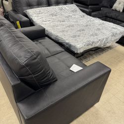 One piece sofa sleeper queen size with mattress