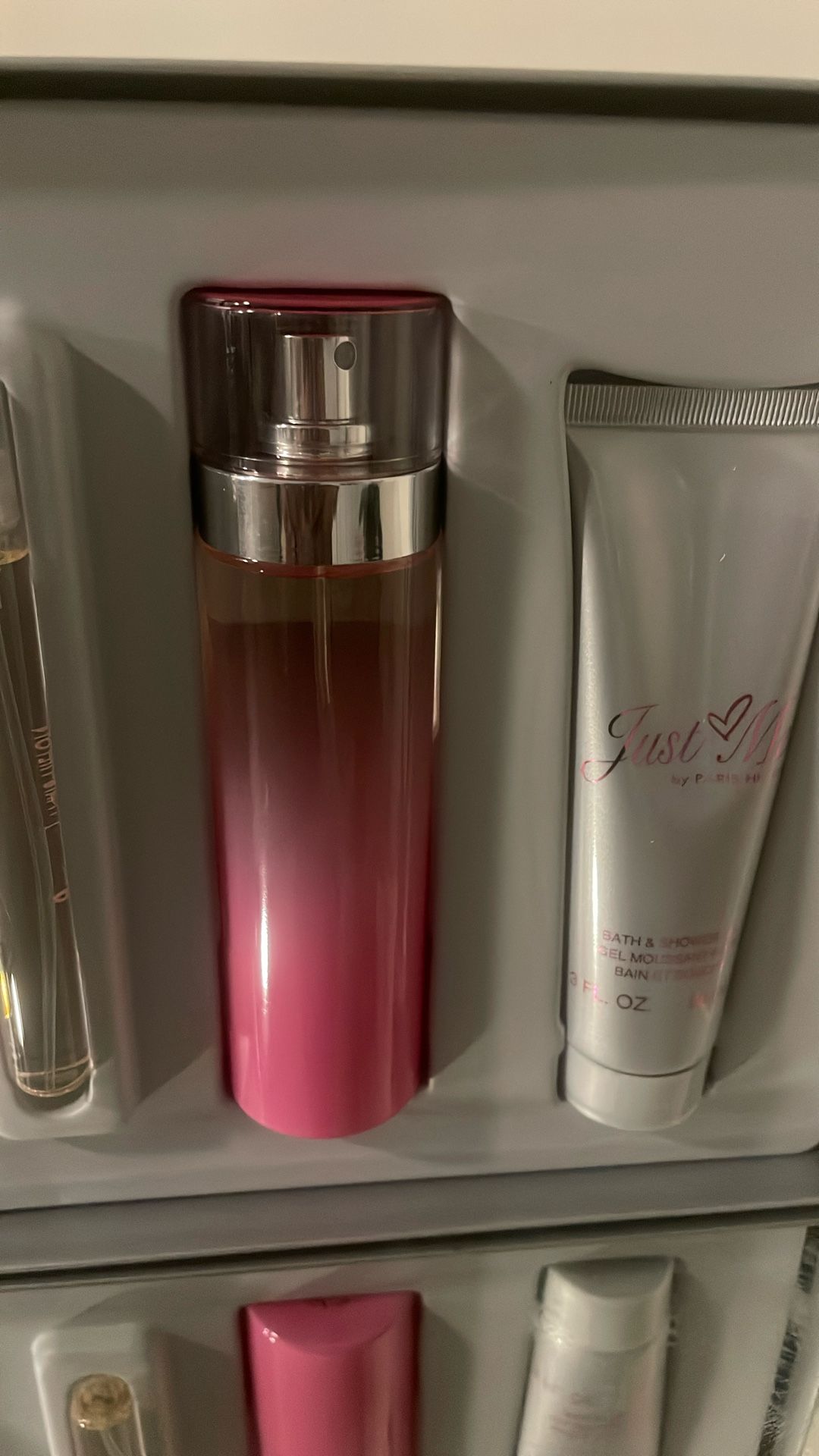 Just Me by Paris Hilton 香水ミラーセット Just Me For Women By Paris Hilton Gift Set - Walmart.com