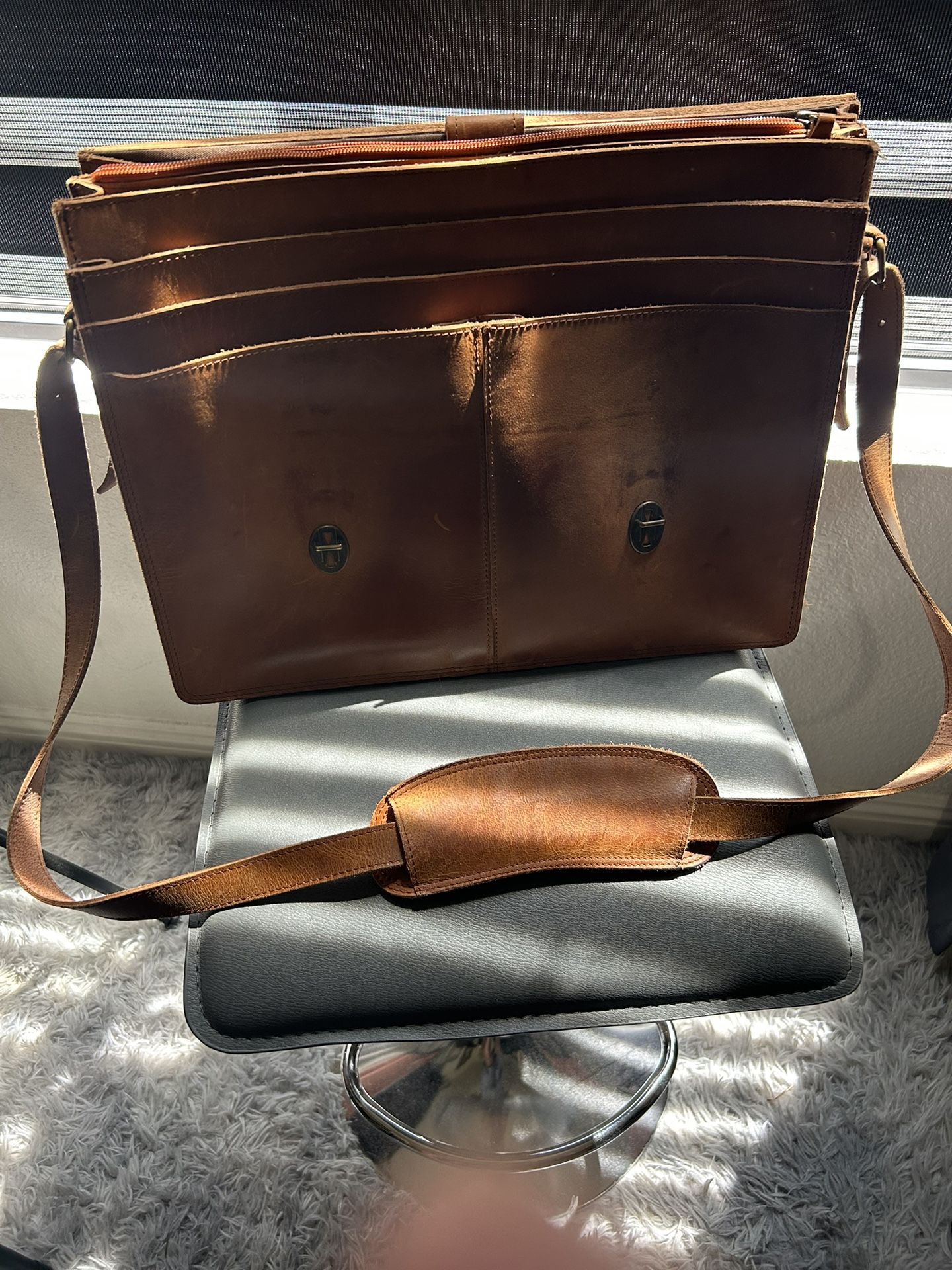 Hides Leather laptop/messenger bag