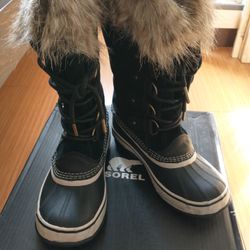 SOREL Women's Waterproof Boot, Joan of Arctic, size 7