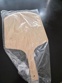 Brand New Pizza Peel - 14" Wooden