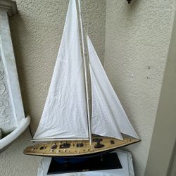 Model Ship Yacht
