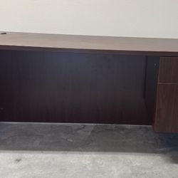 Office Desk With Drawers