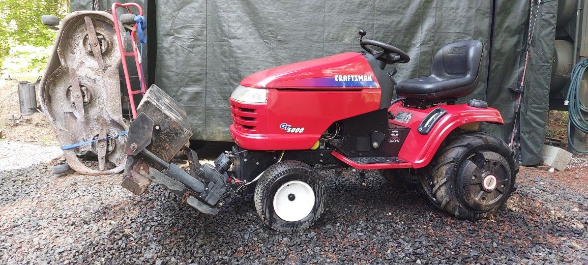 2001 Craftsman  GT 5000 Garden Tractor 