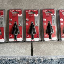Milwaukee  7/8 in. - 1-3/8 in. #12 Black Oxide Step Drill Bit (5-Steps) $50 each  Broca escalonada