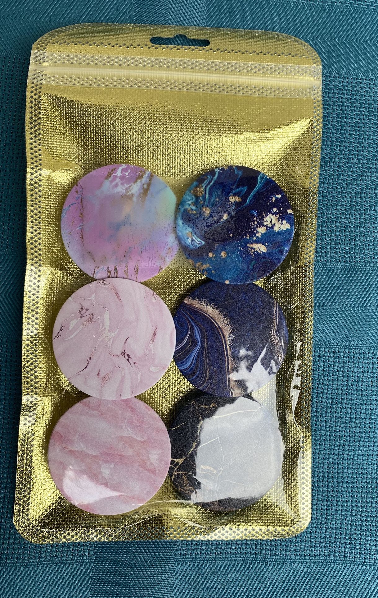 6 Pack Cellphone Grip Holders