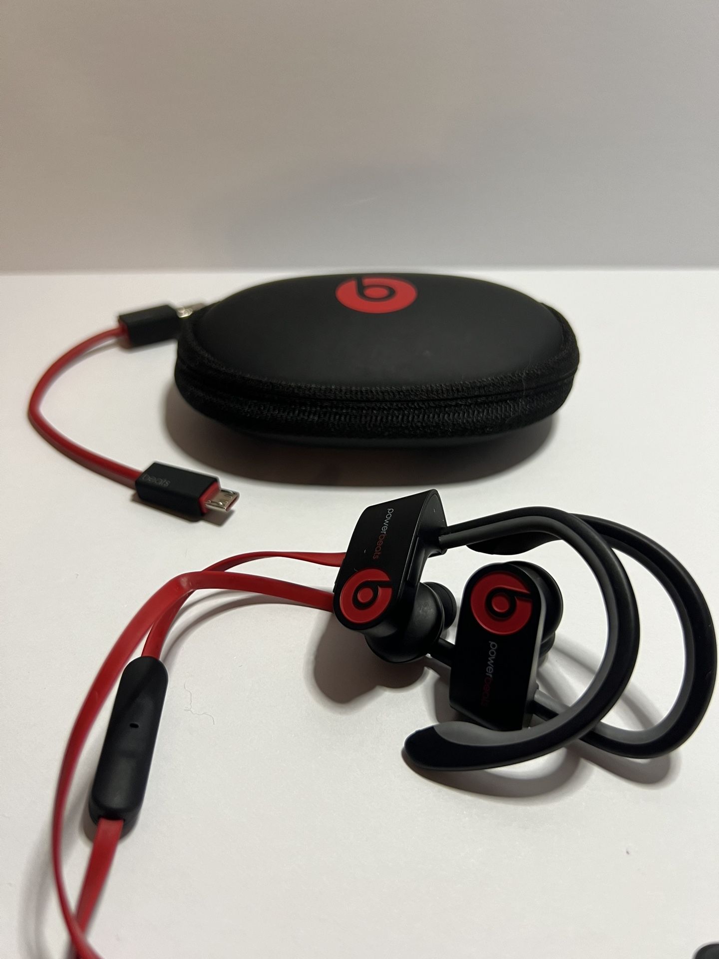 Power Beats Wireless Earbuds