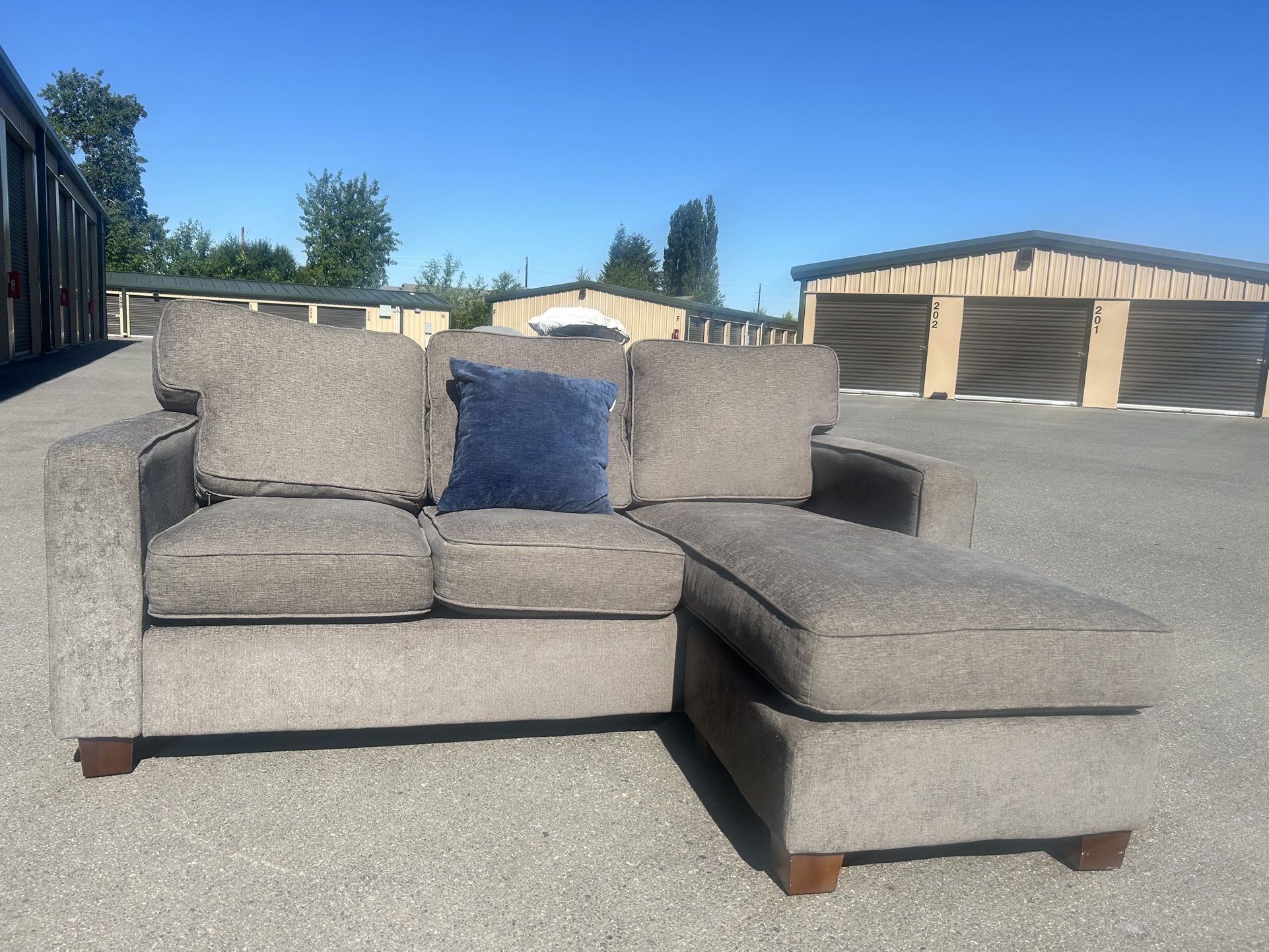 Sectional Couch 