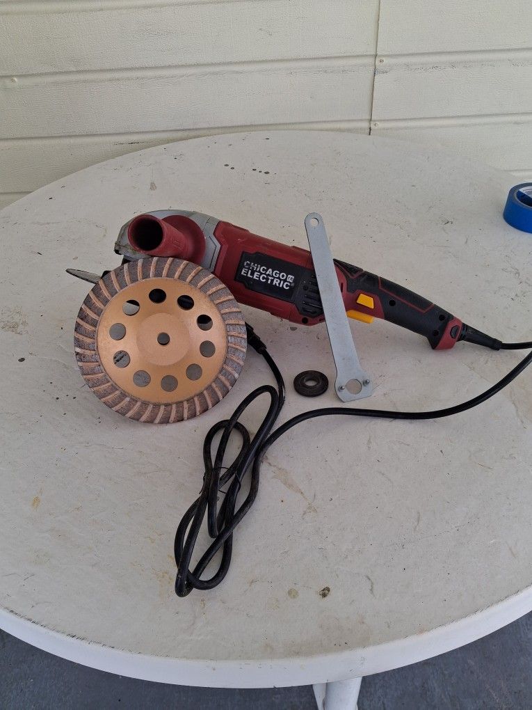 Chicago Electric 9" Heavy Duty Angle Grinder,