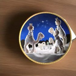 Precious Moments 'They Followed The Star'" collector plate 