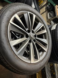 2026 Escalade rims and tires