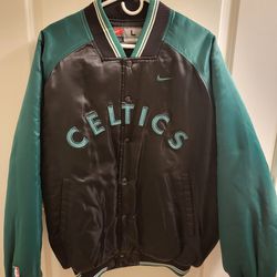Mens Size L . Official Nike Boston Celtics Jacket.