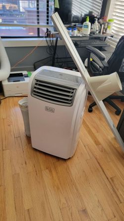Black and Decker AC