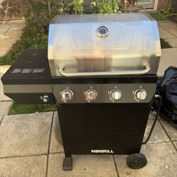 Nexgrill 4-Burner Propane Gas Grill – Great Condition!