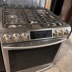 Slide in Gas Stove