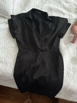 Black sleeved dress silk