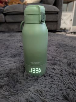 Momcozy Smart Water Bottle with Temperature Display