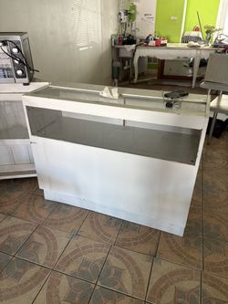 2 Mostradores De Tienda Con Luz / 2 Store Cabinet