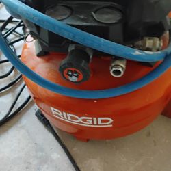 Ridgid 6gal Air Compressor Like New 