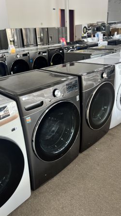 LG Washer & Dryer Set – Excellent Condition – Great Price