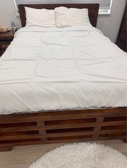 Full size bedroom set five pieces