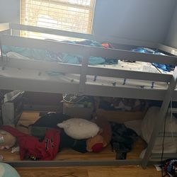 Kids bed frame no mattress