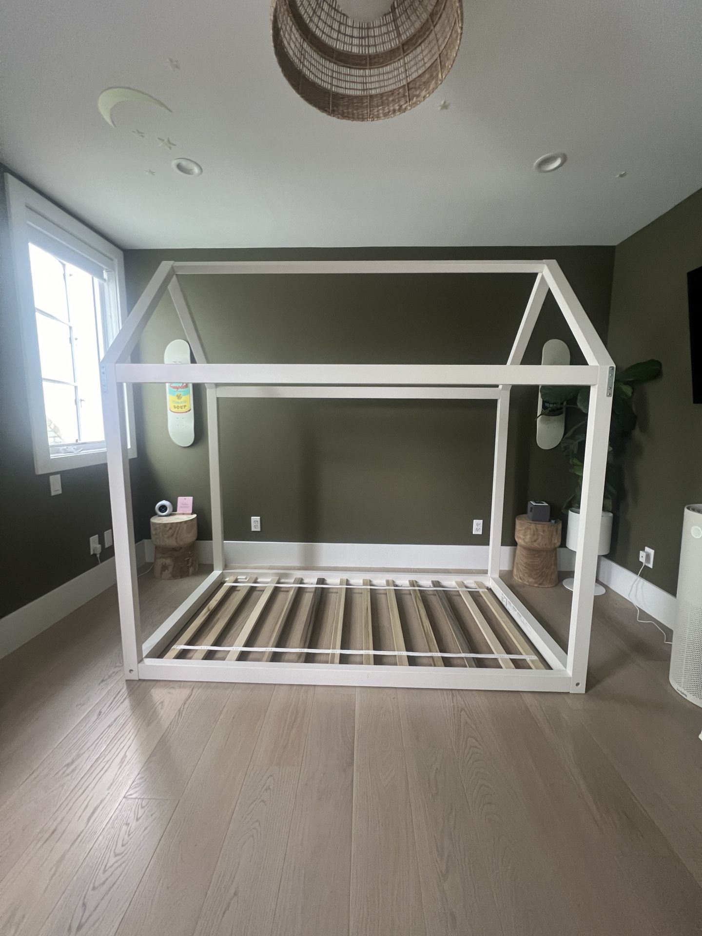 Pottery Barn House Bed (Twin)
