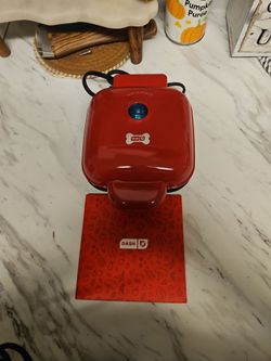 Dash mini dog threat maker