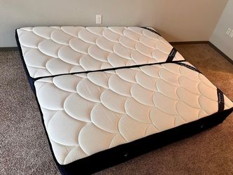 The DreamCloud, Twin XL, Like New, Perfect Condition Dreamcloud,