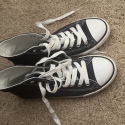 Shoes Size 7