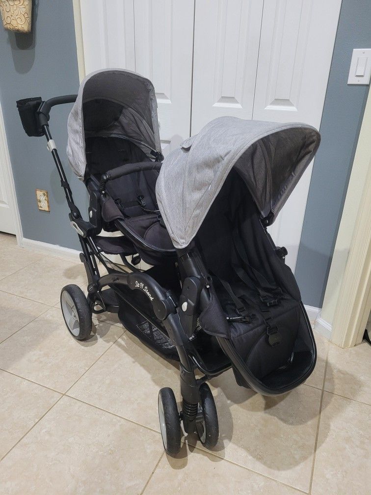 Gently Used Sit n Stand Double Stroller - Missing one infant bar
