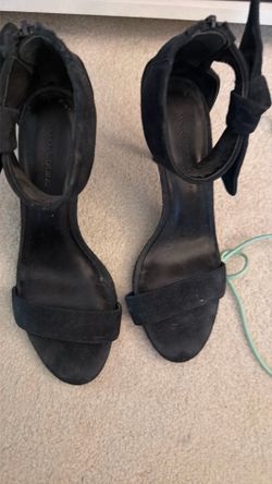 Banana Republic navy heels sandals 7.5