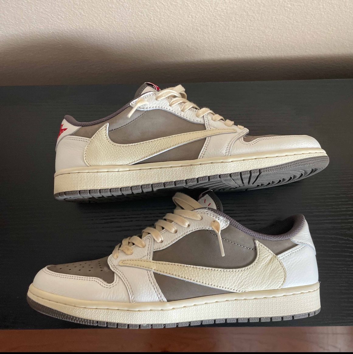 Jordan 1 Travis Scott Reverse Mocha