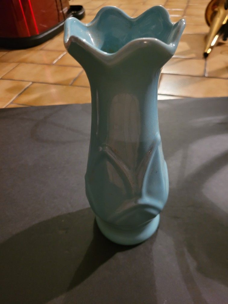 Antique Late Qing Chinese Monochrome Porcelain Celadon Vase - Early 20th century