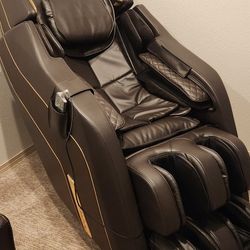 Daiwa Pegasus 2 Smart Massage Chair