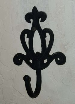 VINTAGE ORNATE VICTORIAN FLEUR DE LIS BLACK GOTH GOTHIC STANDING VANITY MIRROR FRAME ACCENT WALL HOOK DECOR