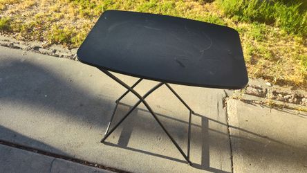 Folding Table