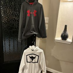 Two Hoodies One Pride 40,,,.sizes XL..excelente Condition 