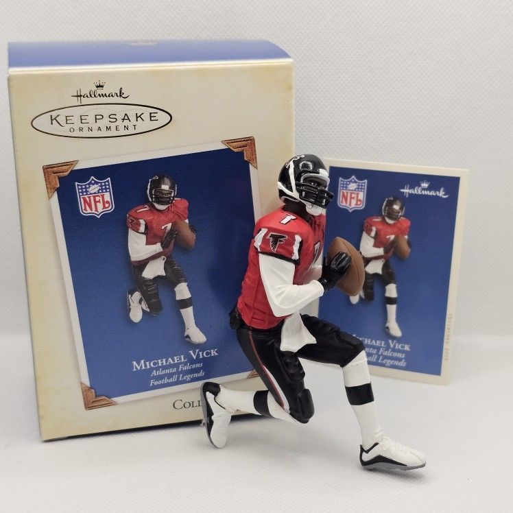 New Hallmark Keepsake Michael Vick Atlanta Falcons Christmas Ornament football
Brand new
MICHAEL VICK - Atlanta Falcons - Football legends
2005 -