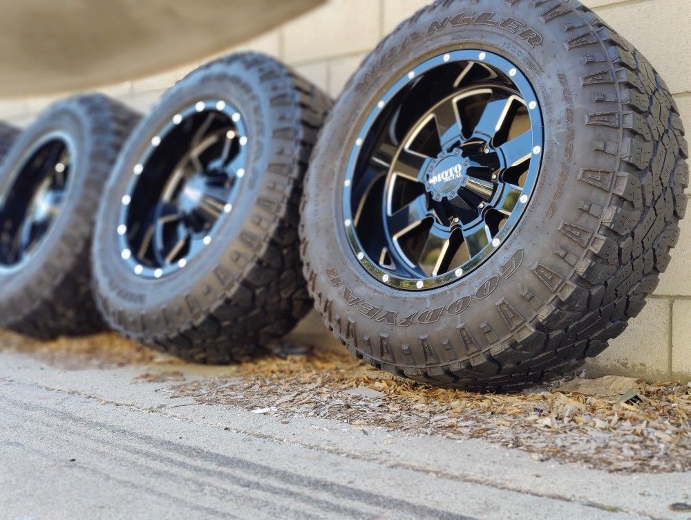 18x10 Off Road Wheels