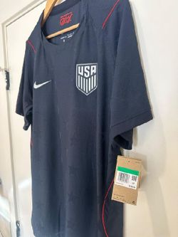 Size large usa jersey