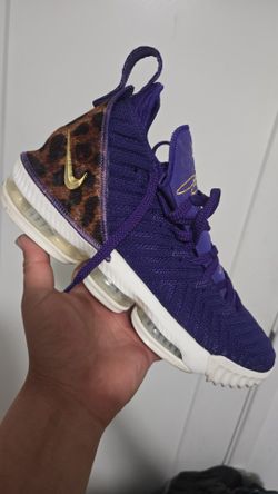 Nike Lebron 16 XVI King Court Purple Los Angeles Lakers
