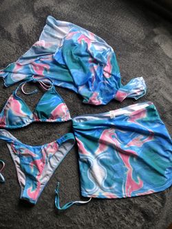 New! Fun Blue And Pink Four Piece Bikini Set 